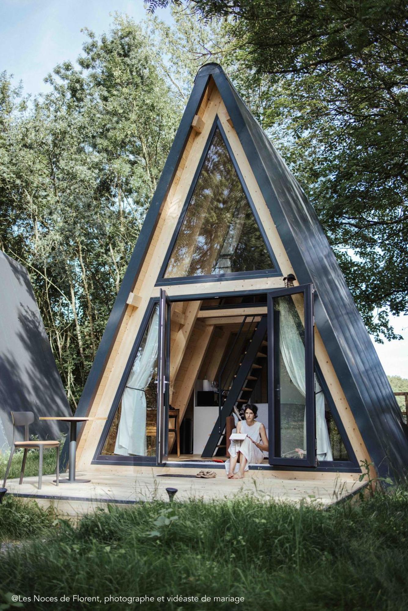 Ecolodges De Reve Dans Un Chateau De Conte De Fees Les-Trois-Moutiers Exterior photo
